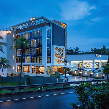 Sugar Business Hotel Kochi Luaran gambar