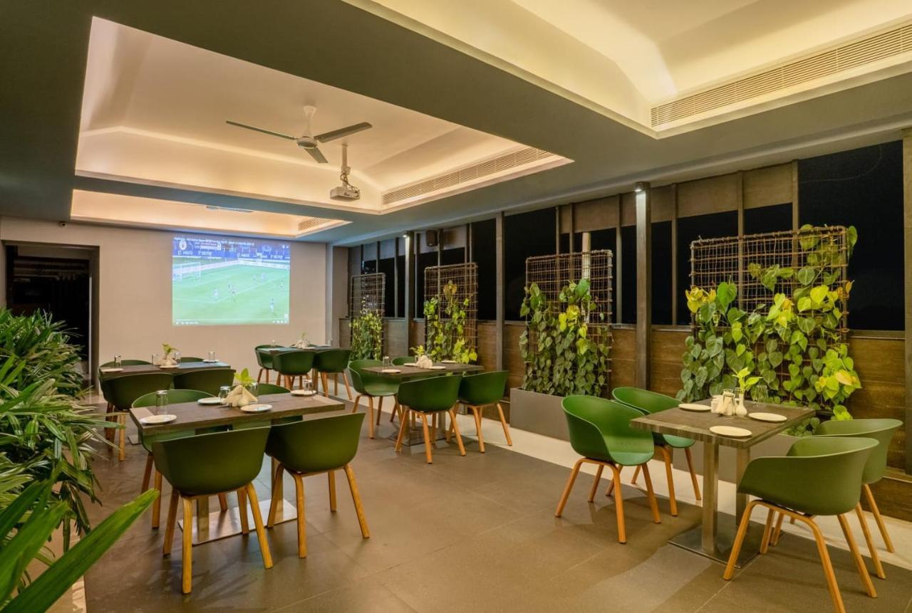 Sugar Business Hotel Kochi Luaran gambar