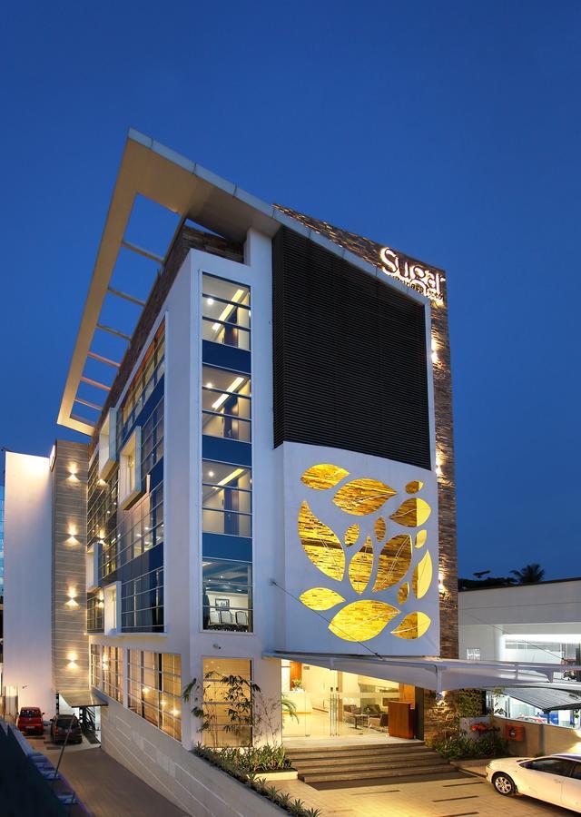 Sugar Business Hotel Kochi Luaran gambar