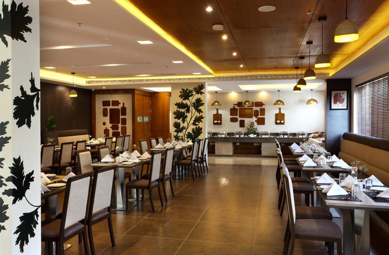 Sugar Business Hotel Kochi Luaran gambar