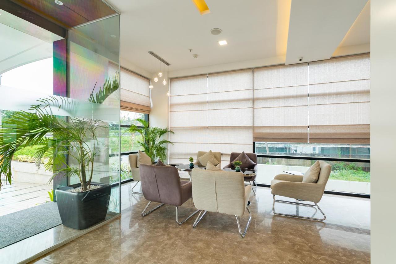 Sugar Business Hotel Kochi Luaran gambar